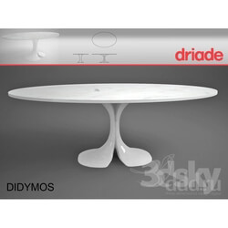 Table - Driade _ Didymos 