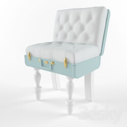 Arm chair - Chair-suitcase. Designer Kathy Thompson 