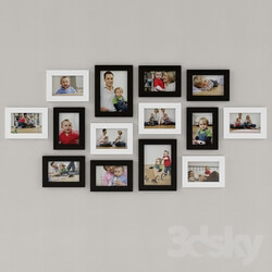 Frame - Frames with family photos 