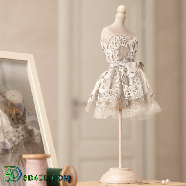 Decorative set - Decorative set with a mini mannequin