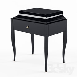 Sideboard _ Chest of drawer - Crystopher Guy Une petite side table 