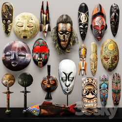 Other decorative objects - collection of masks and statuettes. 20 pieces 