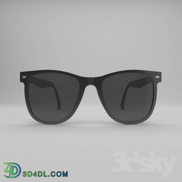 Miscellaneous - Black sunglasses