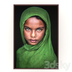 Frame - indian girl portrait 
