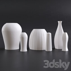 Vase - Porcelain vase 