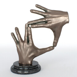 Figurine bronze hands 