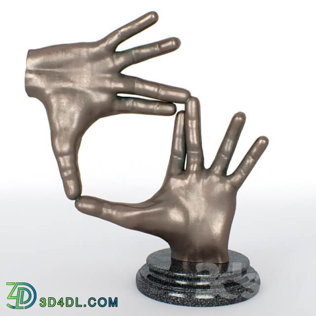 Figurine bronze hands