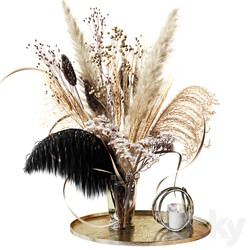 Bouquet of dried flowers with a black feather 