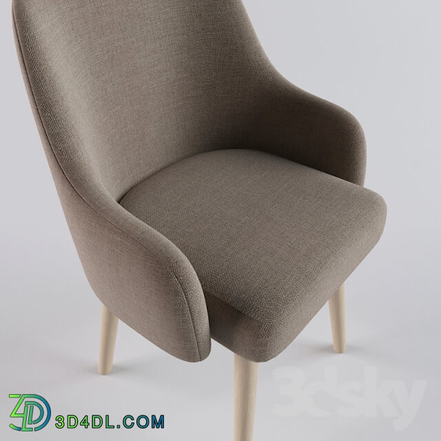 Saddle chair