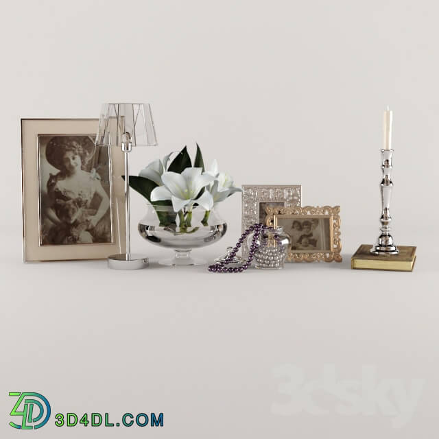 Decorative set