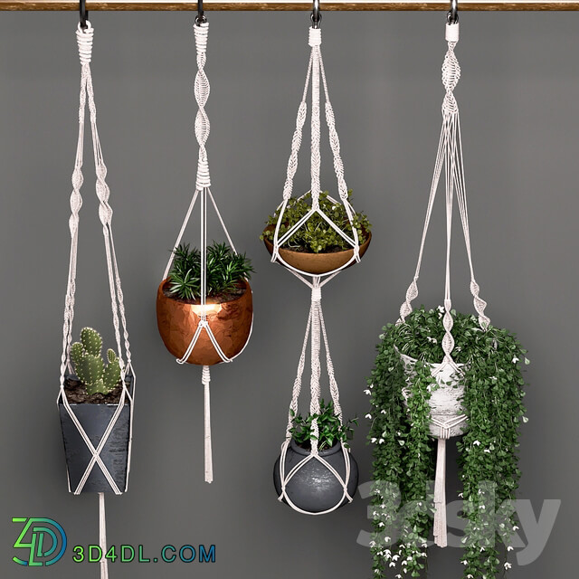 Decorative set of hanging pots