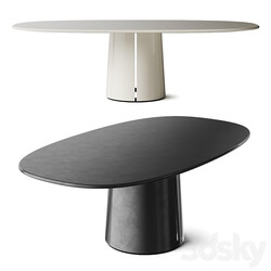 Molteni & C. Mateo Oval Dining Table 