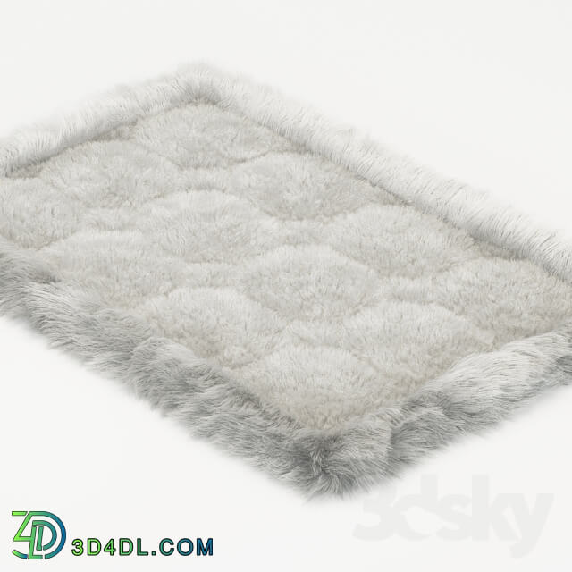 Small soft carpet of alpaca fur