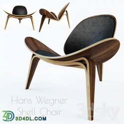 Shell Chair by Hans J. Wegner 