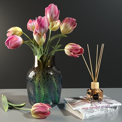 Decorative set with tulips 