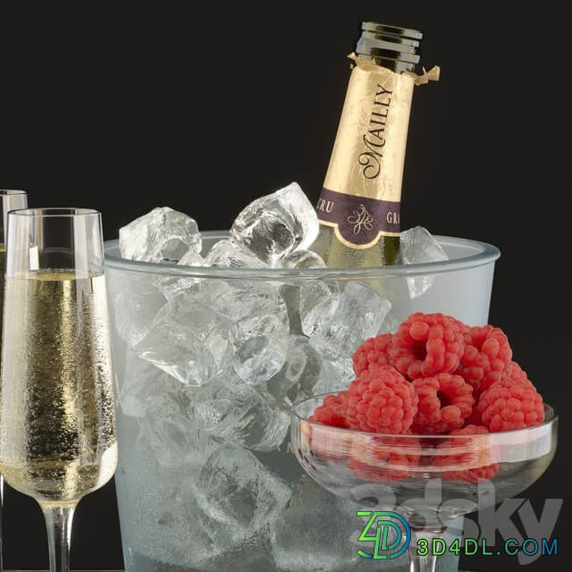 Champagne with raspberries