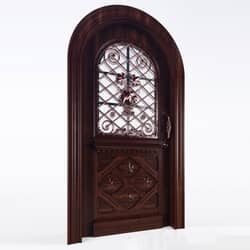 Classical door with hammering 