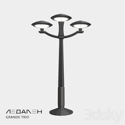 Street lamp GRANDE TRIO 