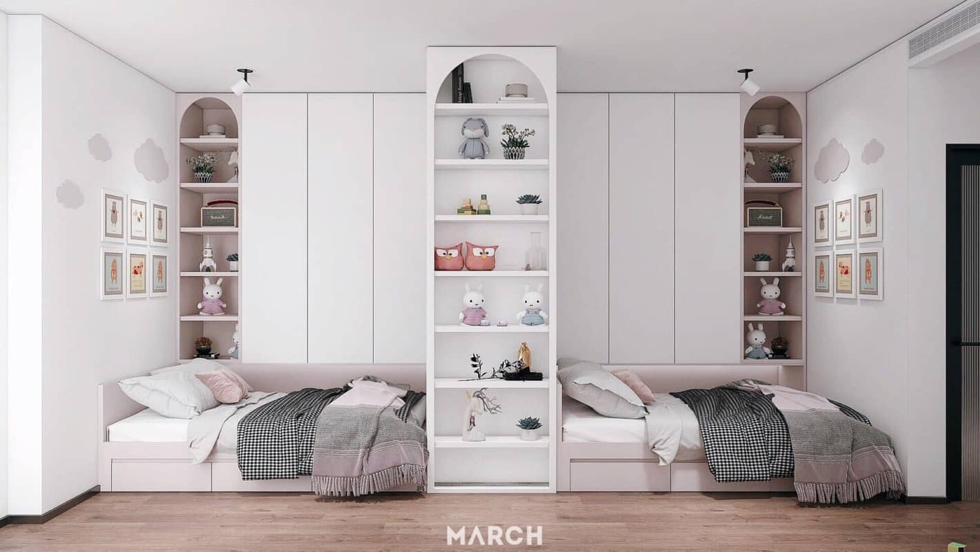 Interiors CZaCqv2X