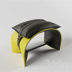 Other soft seating - pouf Bend 