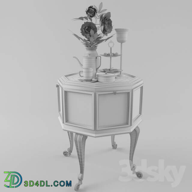 Table - Antique table-showcase