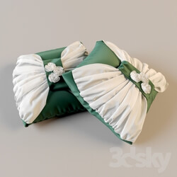 Pillows - Pillow-bow 