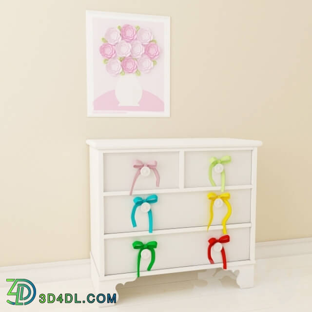 Miscellaneous - Chest of drawers in the nursery and the picture-application