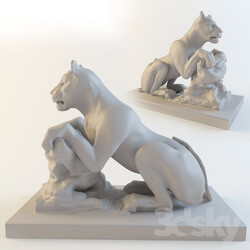 Sculpture - lioness 