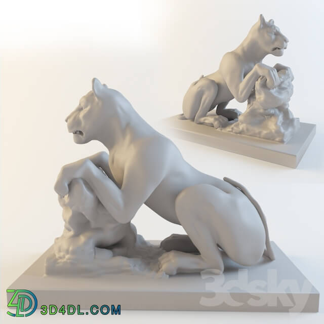 Sculpture - lioness