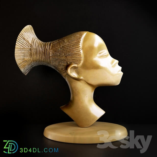 Sculpture - lestrictmaximum - African woman