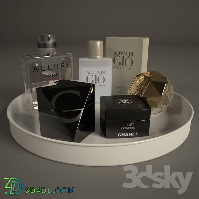 Beauty salon - A set of perfume on a tray