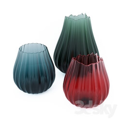 Vase - A set of glass vases 