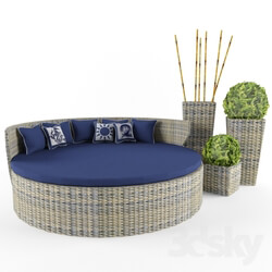 Other architectural elements - Braided round chaise longue and flowerpot with tuya 